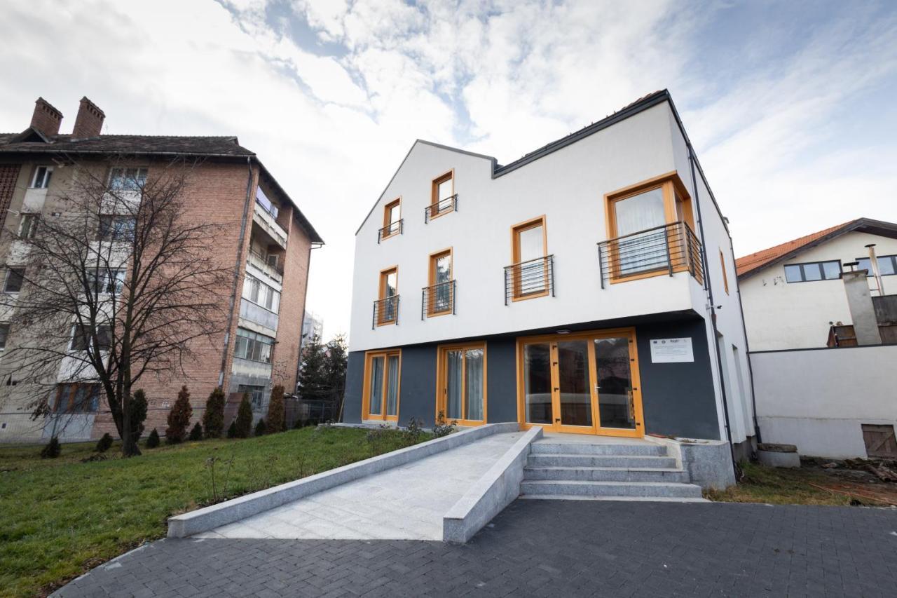 Merkur Apartments - Self Check-In Miercurea Ciuc Bagian luar foto